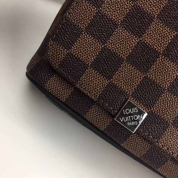 ルイヴィトンバッグ着用イメージ